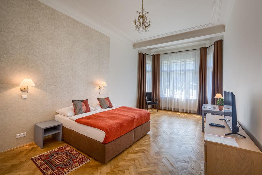 Apartments 39 Wenceslas Square Prague Exterior photo