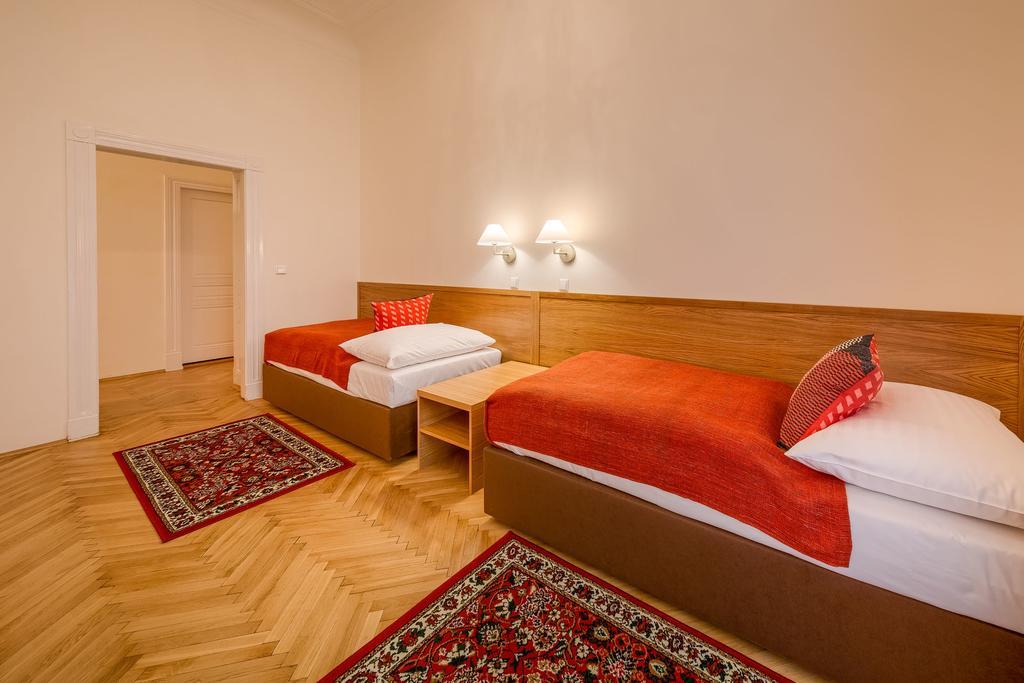 Apartments 39 Wenceslas Square Prague Exterior photo